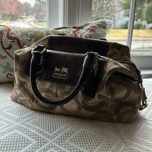 listing-status-banner